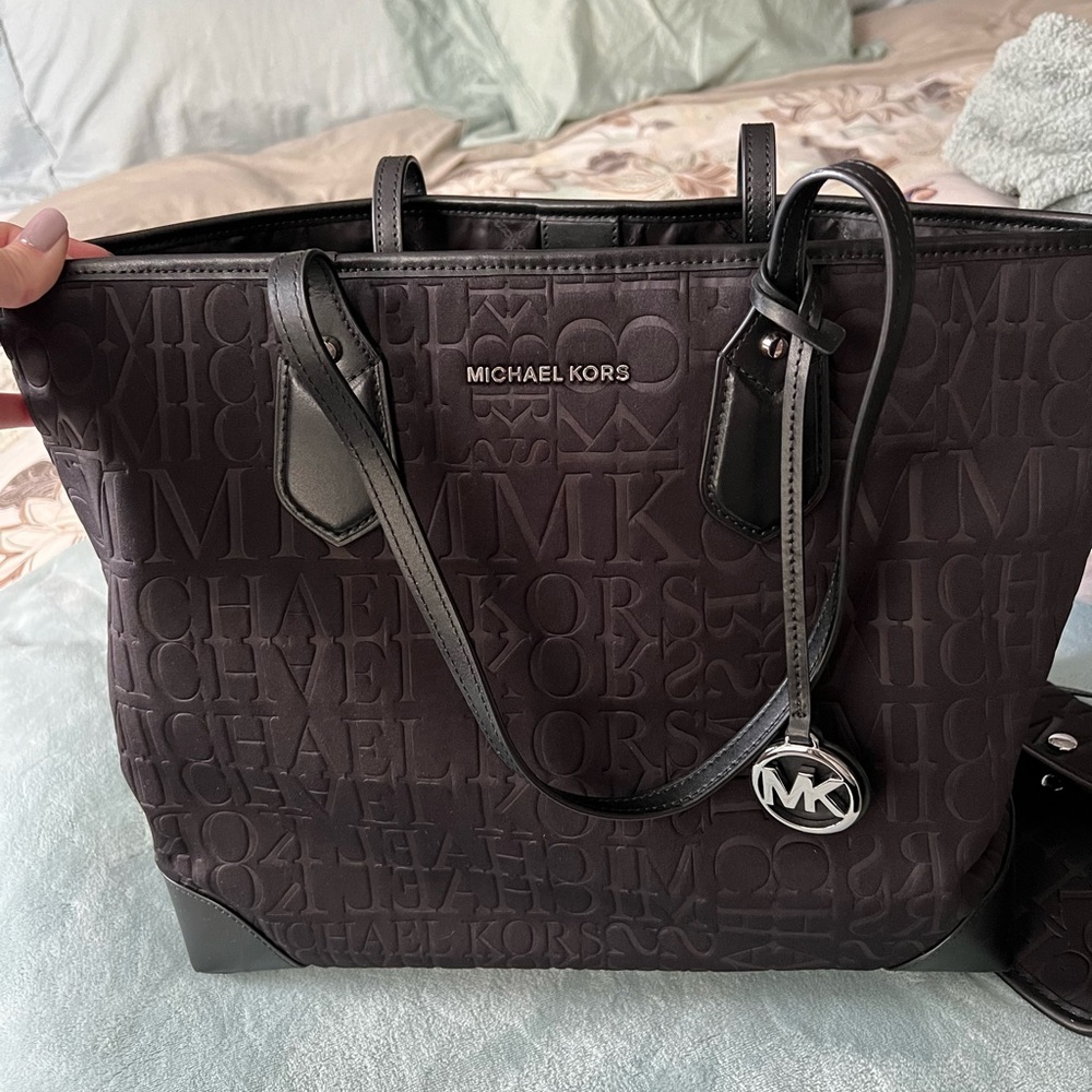 ❌SOLD❌ Michael Kors Black Tote Bag